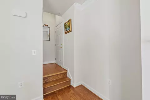 2527 Pascal Pl, Herndon, VA 20171 photo 16