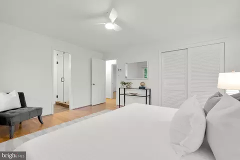 Bedroom - 1437 Cola Dr, Mclean, VA 22101 photo 2 of 7