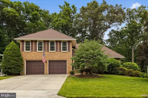 9119 Scott St, Springfield, VA 22153