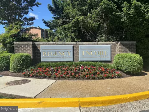 1808 Old Meadow Rd #107, Mclean, VA 22102 photo 2