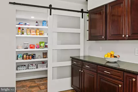 Other - 1213 Meadow Green Ln, Mclean, VA 22102 photo 3 of 32