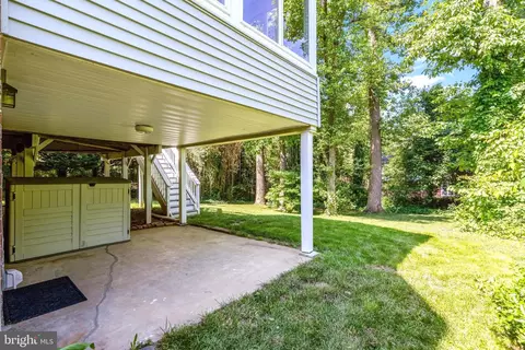 Exterior - 5405 Rolling Rd, Springfield, VA 22151 photo 13 of 19