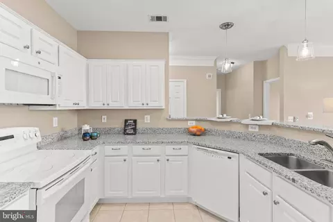 1550 Spring Gate Dr #8409, Mclean, VA 22102 photo 10