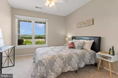 1550 Spring Gate Dr #8409, Mclean, VA 22102 photo 28