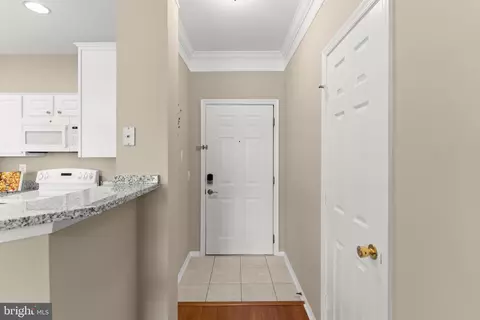 1550 Spring Gate Dr #8409, Mclean, VA 22102 photo 7