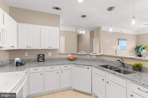 1550 Spring Gate Dr #8409, Mclean, VA 22102 photo 6