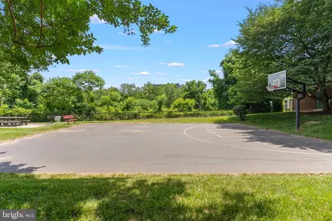1550 Spring Gate Dr #8409, Mclean, VA 22102 photo 65