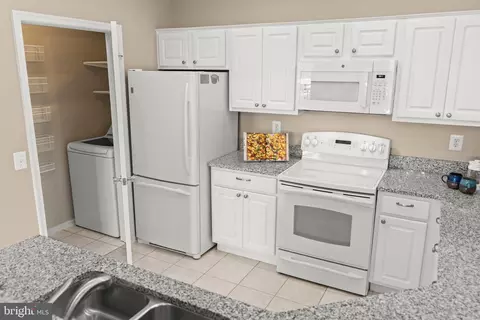1550 Spring Gate Dr #8409, Mclean, VA 22102 photo 8