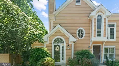 1538 Church Hill Pl #1538, Reston, VA 20194