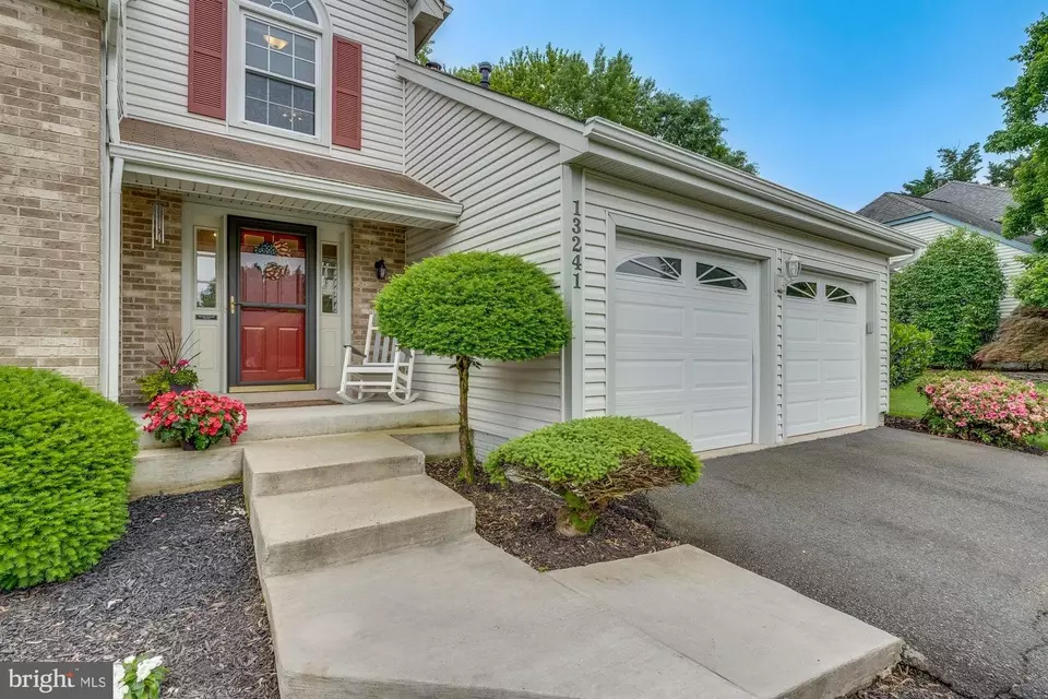 Exterior - 13241 Stone Heather Dr, Herndon, VA 20171 photo 12 of 18