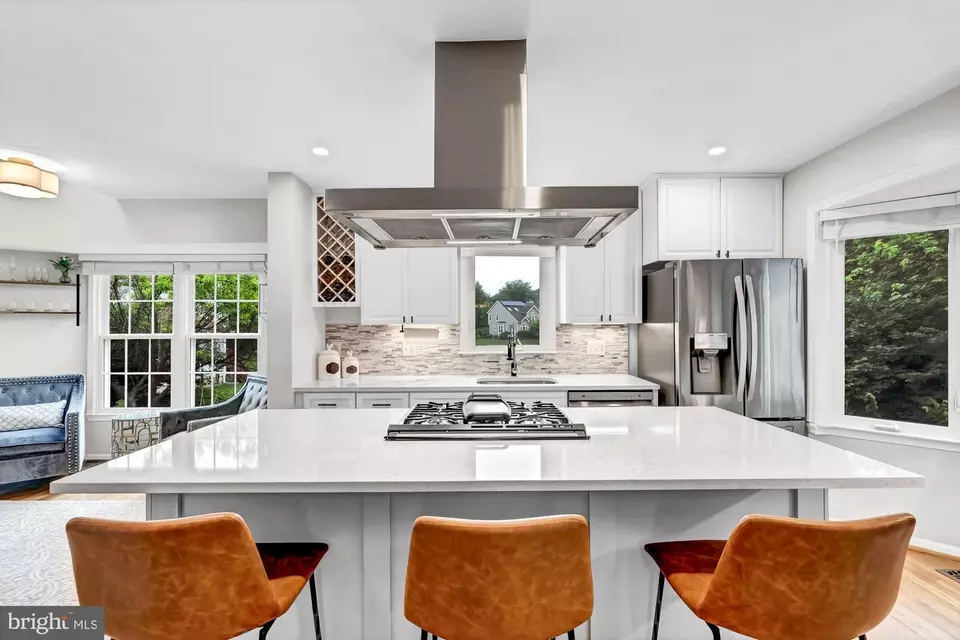 Kitchen - 13241 Stone Heather Dr, Herndon, VA 20171 photo 4 of 6