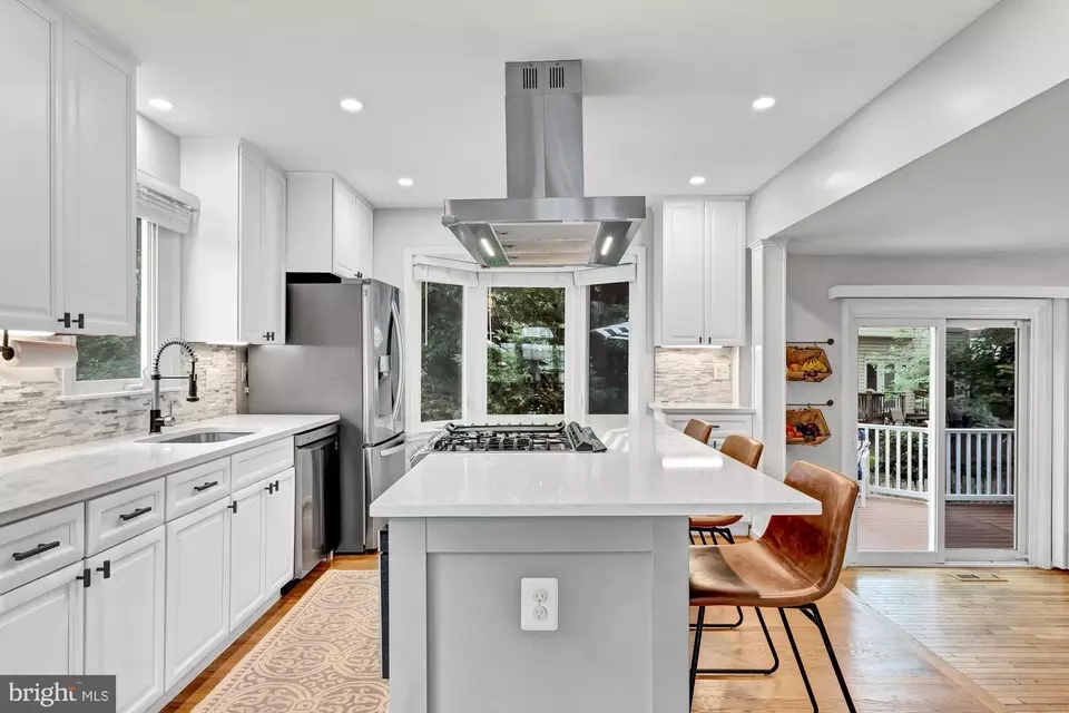 Kitchen - 13241 Stone Heather Dr, Herndon, VA 20171 photo 2 of 6