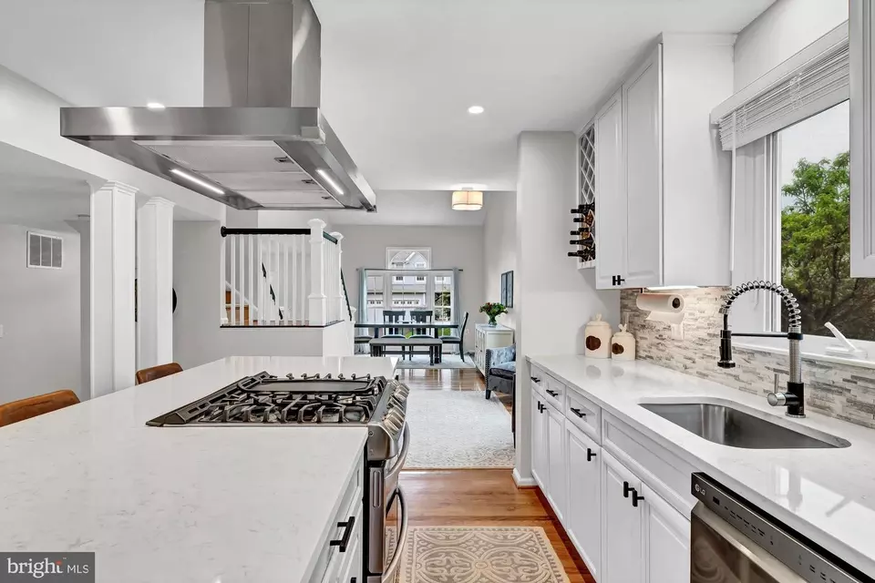 Kitchen - 13241 Stone Heather Dr, Herndon, VA 20171 photo 6 of 6