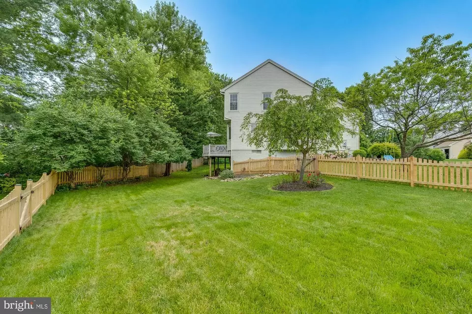 Exterior - 13241 Stone Heather Dr, Herndon, VA 20171 photo 10 of 18
