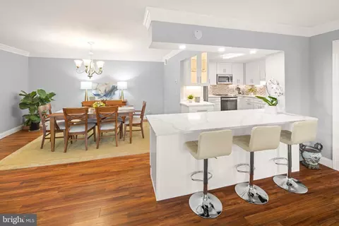 8360 Greensboro Dr #701, Mclean, VA 22102