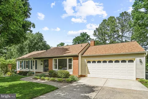 7802 Lowmoor Ct, Springfield, VA 22153 photo 38