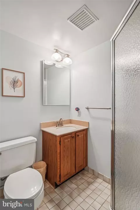 7802 Lowmoor Ct, Springfield, VA 22153 photo 26
