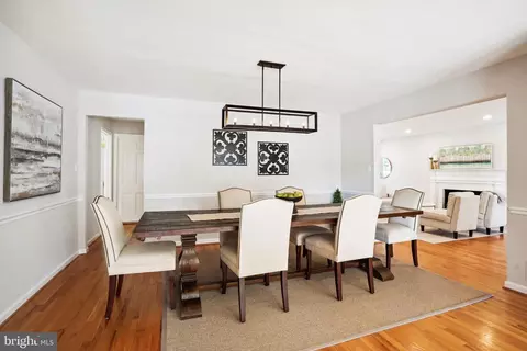 Dining - 7919 Falstaff, Mclean, VA 22102 photo 3 of 3
