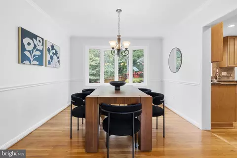 Dining - 6801 Brisbane St, Springfield, VA 22152 photo 1 of 2