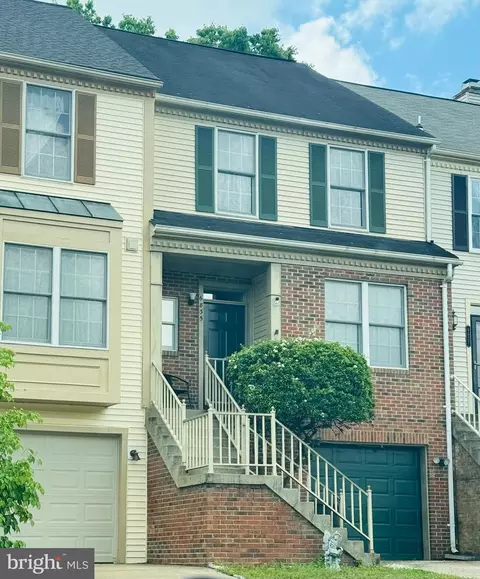 6835 Malton Ct, Centreville, VA 20121