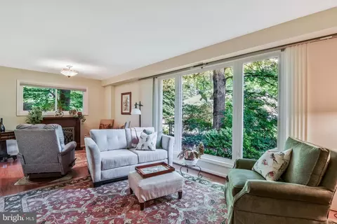8706 Clydesdale Rd, Springfield, VA 22151 photo 9