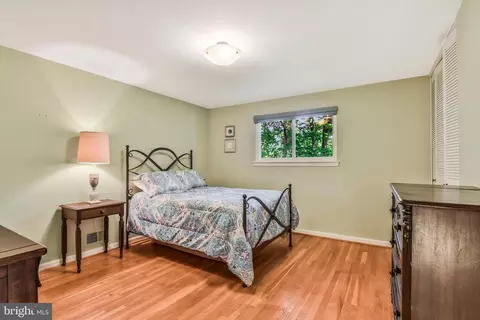 8706 Clydesdale Rd, Springfield, VA 22151 photo 17