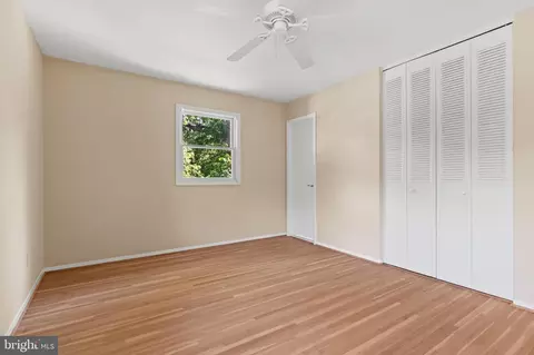 6915 Hadlow Dr, Springfield, VA 22152 photo 18
