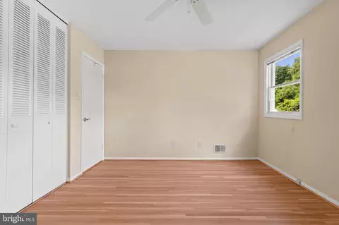 6915 Hadlow Dr, Springfield, VA 22152 photo 27