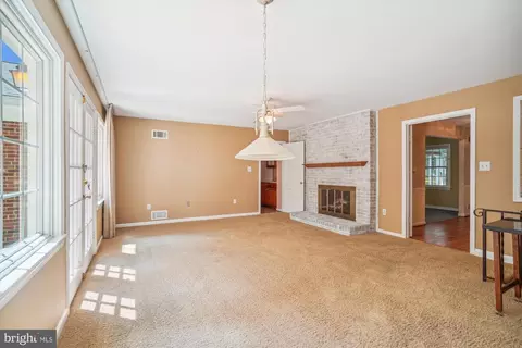 12123 Stirrup Rd, Reston, VA 20191 photo 18