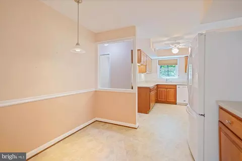 12123 Stirrup Rd, Reston, VA 20191 photo 14
