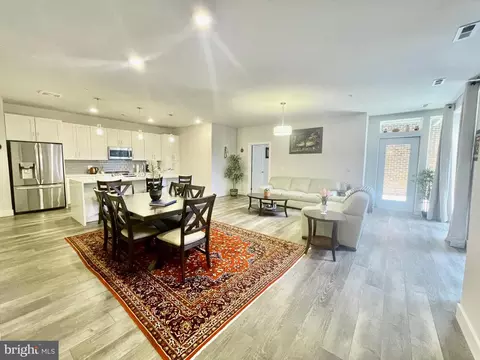1761 Old Meadow Rd #201, Mclean, VA 22102