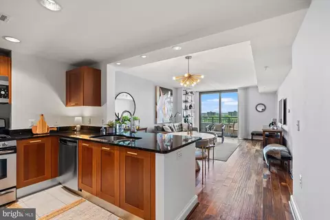 2451 Midtown Ave #1109, Alexandria, VA 22303