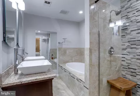 Bath - 7986 Hidden Bridge Dr, Springfield, VA 22153 photo 3 of 5