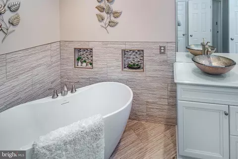 Other - 14049 Eagle Chase Cir, Chantilly, VA 20151 photo 6 of 15