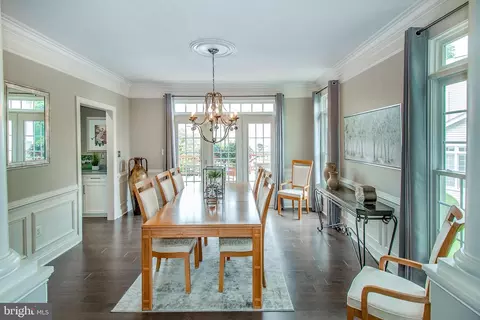 Dining - 14049 Eagle Chase Cir, Chantilly, VA 20151 photo 2 of 2