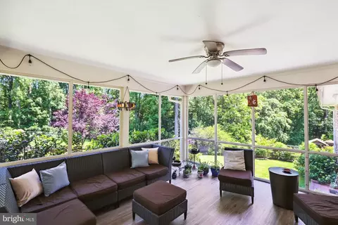 Exterior - 6192 Hardy Dr, Mclean, VA 22101 photo 3 of 31