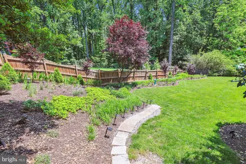 Exterior - 6192 Hardy Dr, Mclean, VA 22101 photo 19 of 31
