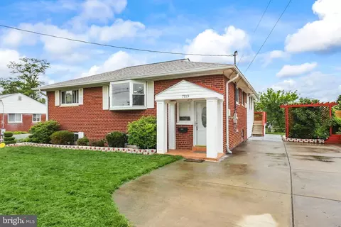 7113 Healy Dr, Springfield, VA 22150