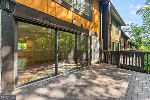 2216 Wheelwright Ct, Reston, VA 20191 photo 42