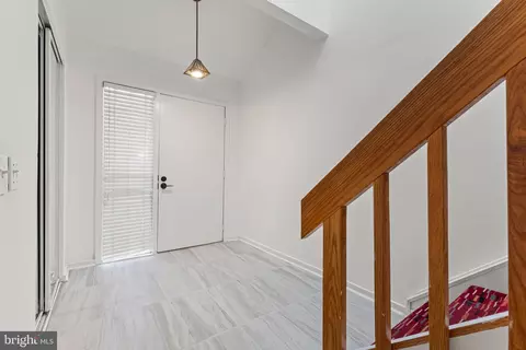 2216 Wheelwright Ct, Reston, VA 20191 photo 10