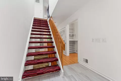 2216 Wheelwright Ct, Reston, VA 20191 photo 30