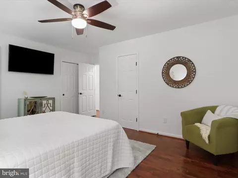 Bedroom - 8814 Aquary Ct, Springfield, VA 22153 photo 3 of 6