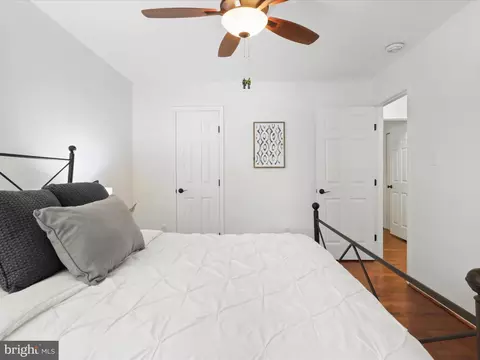 Bedroom - 8814 Aquary Ct, Springfield, VA 22153 photo 5 of 6