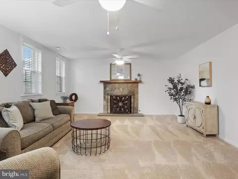 Living - 8814 Aquary Ct, Springfield, VA 22153 photo 7 of 7