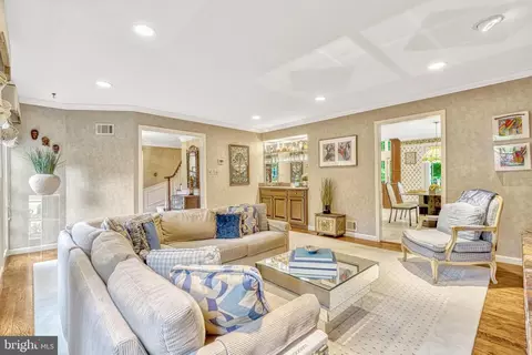 Living - 7719 Crossover Dr, Mclean, VA 22102 photo 4 of 4