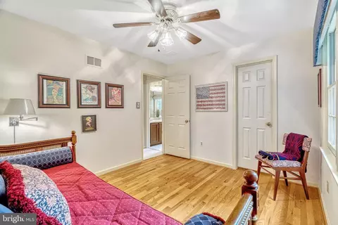 Bedroom - 7719 Crossover Dr, Mclean, VA 22102 photo 10 of 12