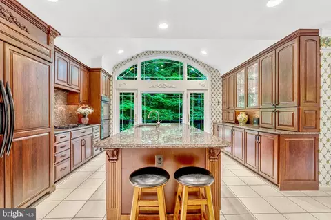 Kitchen - 7719 Crossover Dr, Mclean, VA 22102 photo 5 of 7