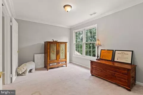 9828 Faust Dr, Vienna, VA 22182 photo 37
