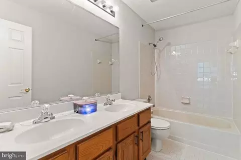 9828 Faust Dr, Vienna, VA 22182 photo 36