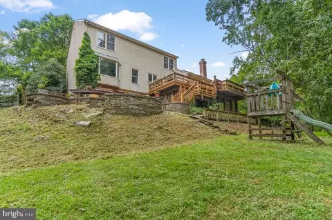 9828 Faust Dr, Vienna, VA 22182 photo 47